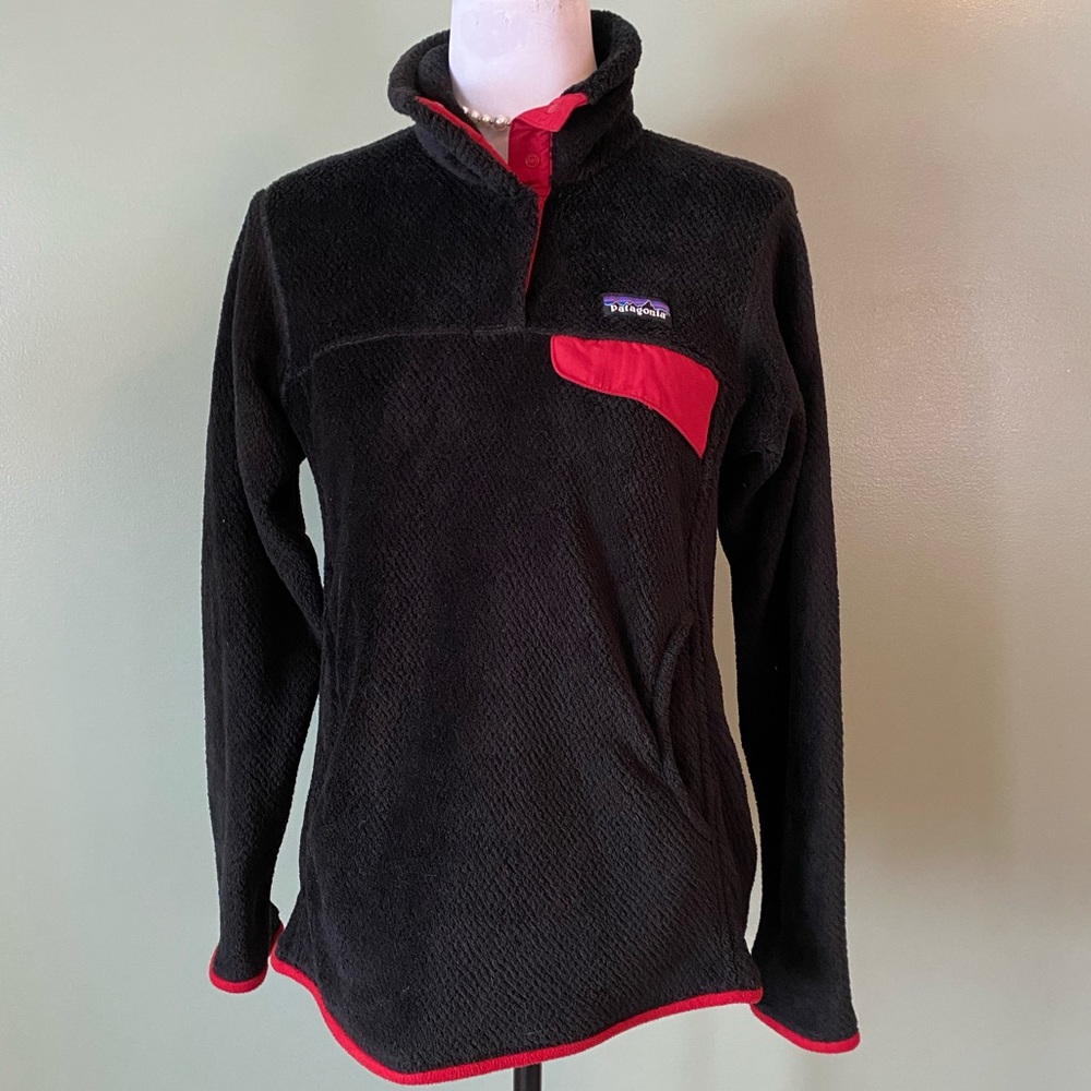Black and red Patagonia retool size medium EUC